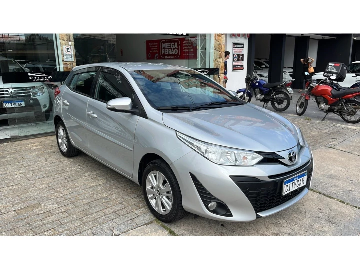 YARIS 1.3 16V FLEX XL PLUS TECH MULTIDRIVE