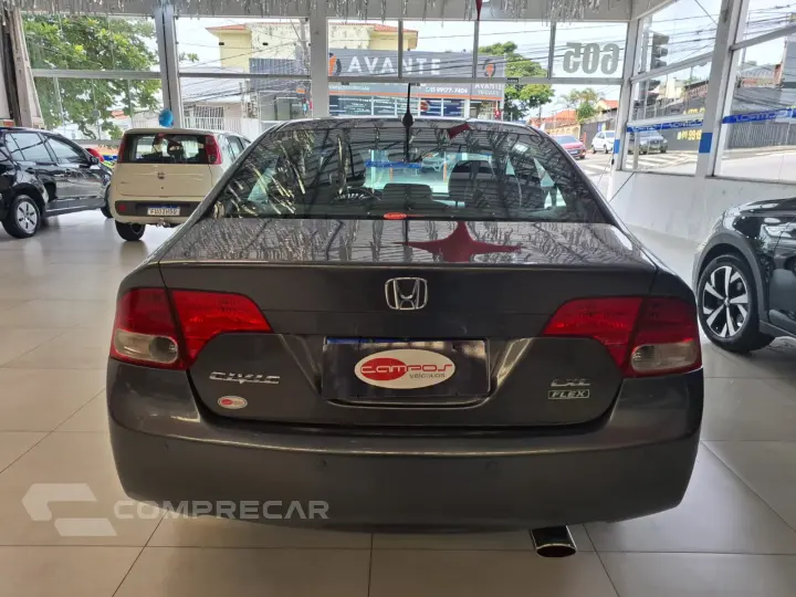 CIVIC 1.8 LXL 16V