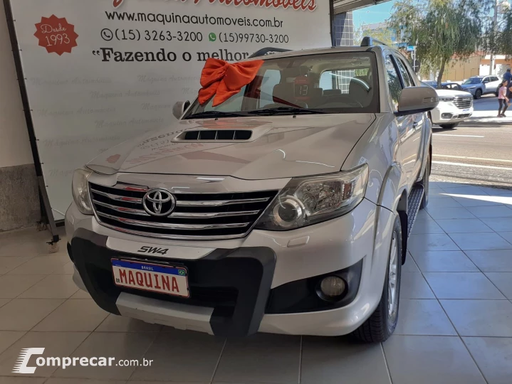 HILUX SW4 3.0 SRV 4X4 7 Lugares 16V Turbo Intercooler