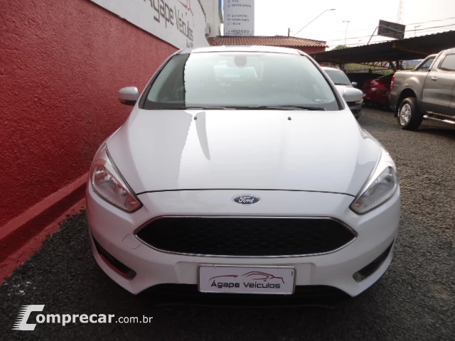 FOCUS 2.0 SE Fastback 16V