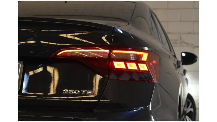 JETTA - 1.4 250 TSI TOTAL R-LINE TIPTRONIC