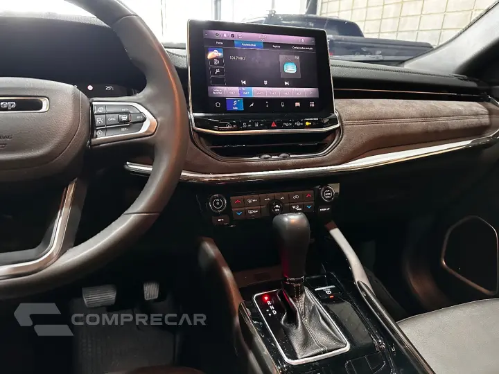 COMMANDER 1.3 T270 TURBO FLEX OVERLAND AT6