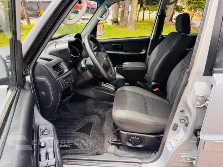 Pajero TR4 2.0/ 2.0 Flex 16V 4x4 Aut.