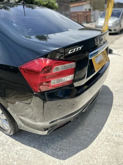 CITY 1.5 LX Sedan 16V