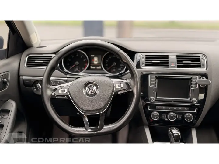 JETTA 2.0 TSI HIGHLINE 211CV GASOLINA 4P TIPTRONIC