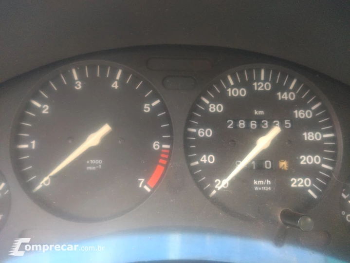 CORSA 1.6 MPFI Classic Sedan 8V