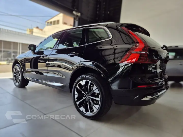 XC60 2.0 T8 PHEV PLUS AWD GEARTRONIC