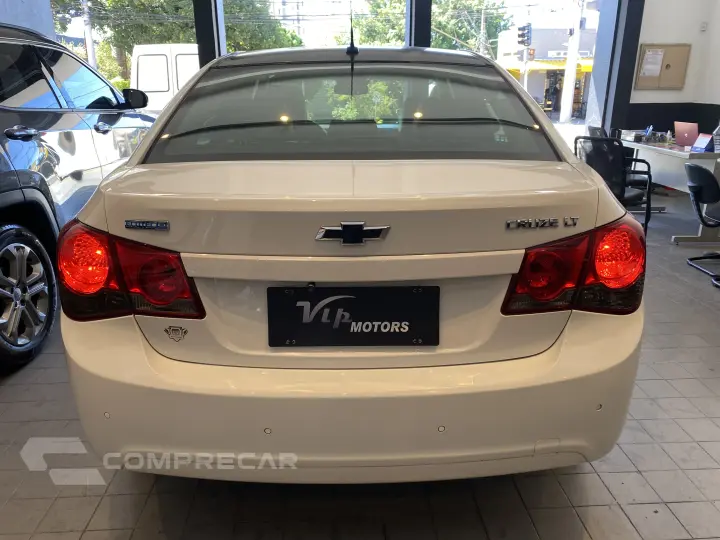 Cruze LT automático