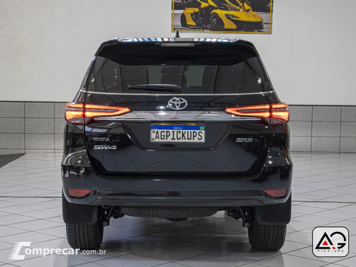 HILUX SW4 2.8 SRX 4X4 7 Lugares 16V Turbo Intercooler