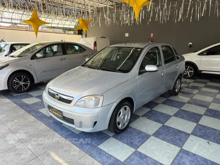 CORSA 1.4 MPFI Maxx Sedan 8V
