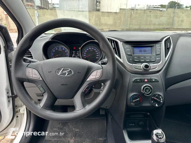 HB20S - 1.6 COMFORT PLUS 16V 4P MANUAL