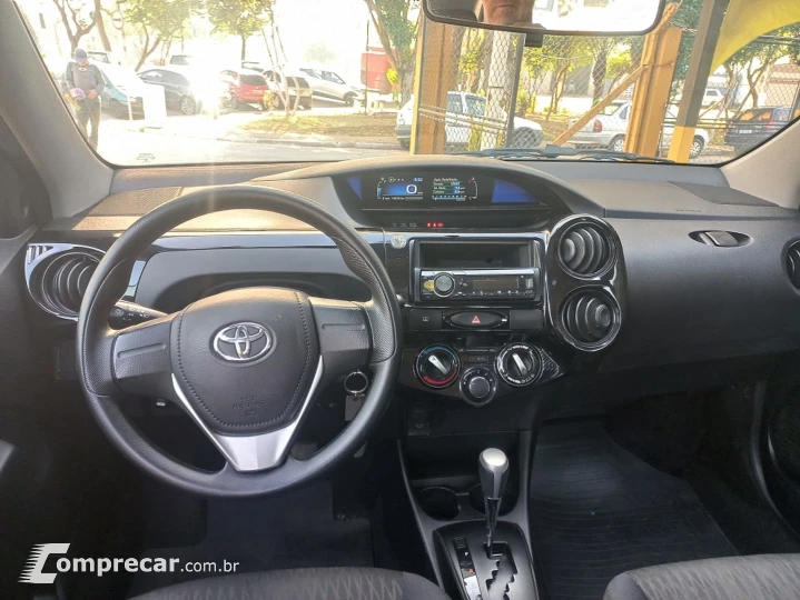 Etios 1.3 X 16V Flex 4P Automático