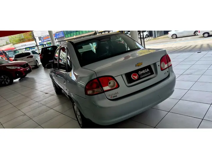 CLASSIC 1.0 MPFI LS 8V FLEX 4P MANUAL