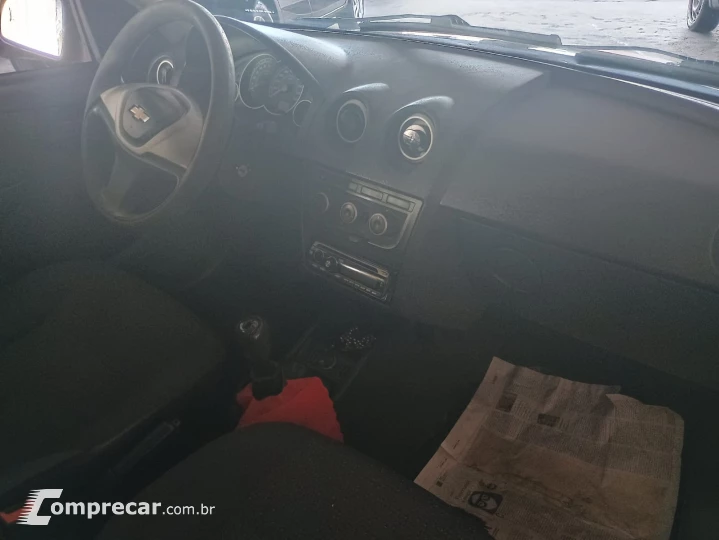 CELTA 1.0 MPFI LT 8V