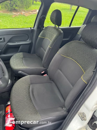 CLIO 1.0 Expression 16V