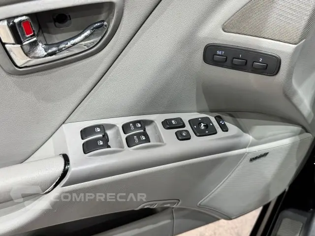 AZERA - 3.3 MPFI GLS SEDAN V6 24V 4P AUTOMÁTICO