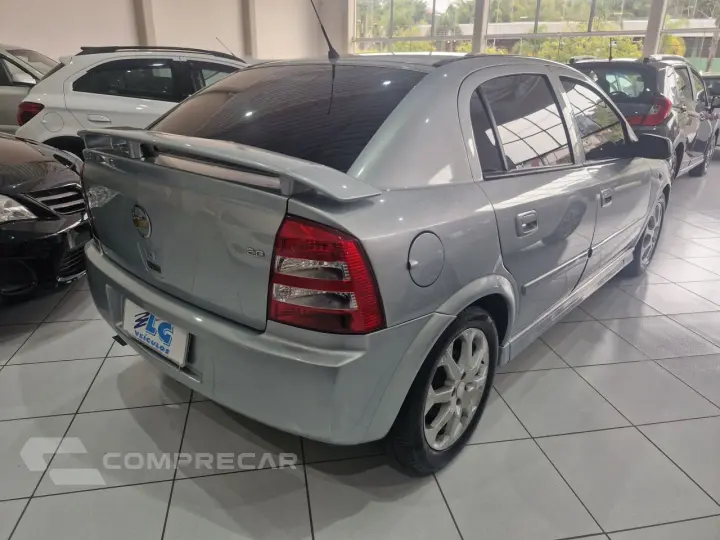 Astra Hatch 2.0 4P ADVANTAGE FLEX AUTOMÁTICO