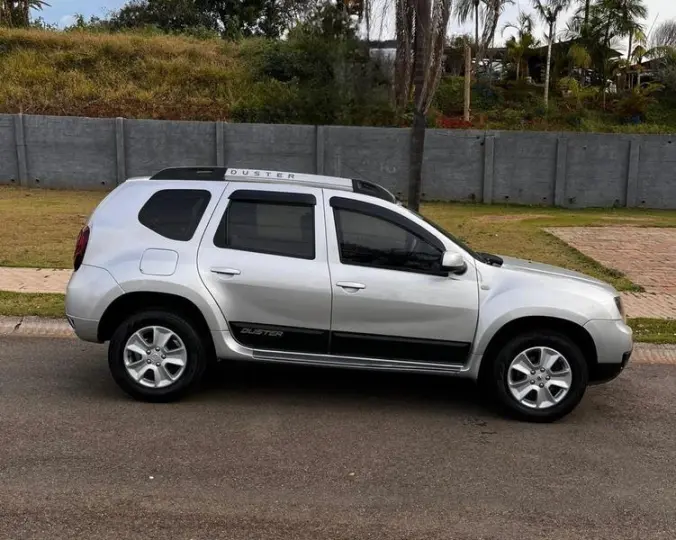DUSTER 20 D 4X2A