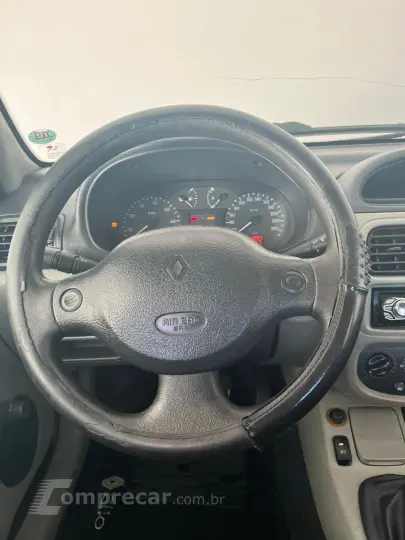 CLIO 1.0 Expression 8V