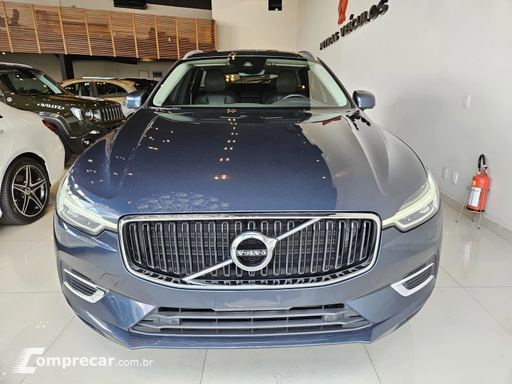 XC60 2.0 D5 Momentum AWD Geartronic