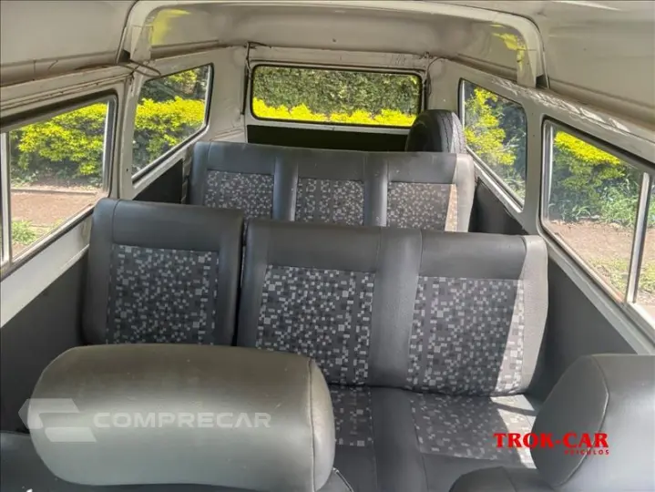 KOMBI 1.6 MI STD Lotação 8V