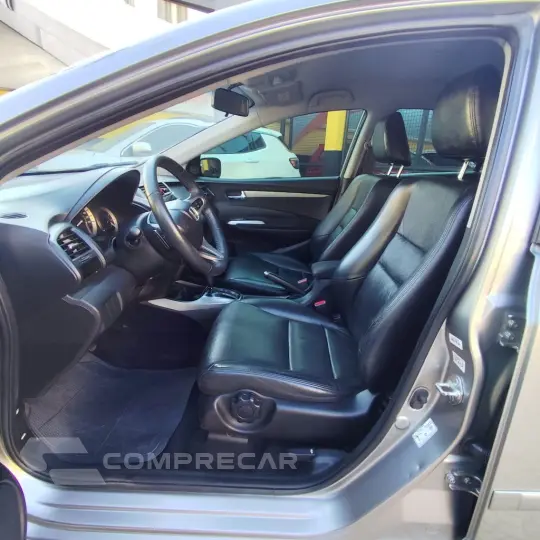 CITY Sedan EX 1.5 Flex 16V 4p Aut.