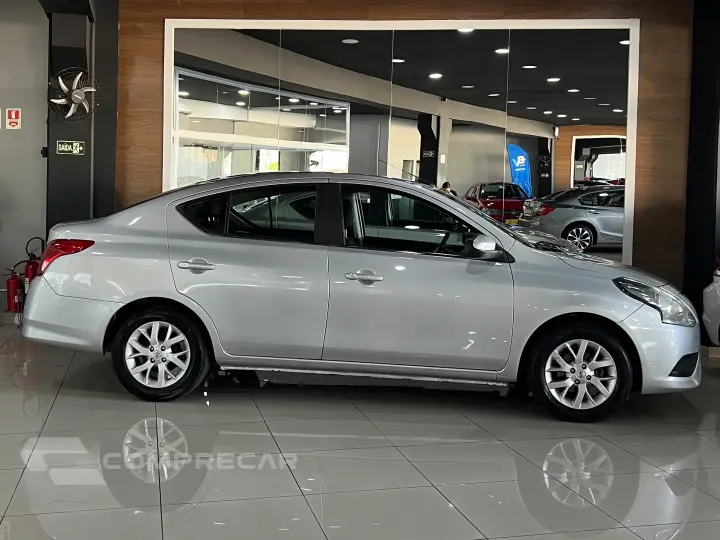 VERSA 1.6 16V FLEXSTART SV 4P XTRONIC