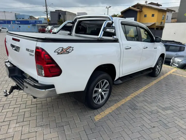 Toyota Hilux SRV CD 4x4 Diesel TDI AT