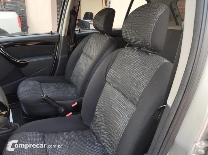 SANDERO