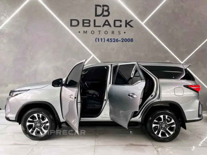 Hilux SW4 SRX Plat. 4x4 2.8 TB Die. Aut.