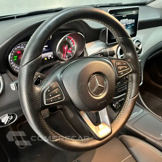 GLA 200 Enduro 1.6 TB 16V Flex Aut.