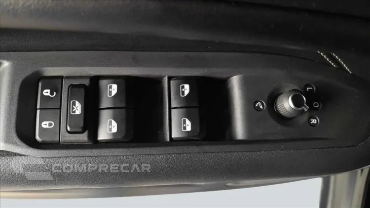 COMPASS 1.3 T270 TURBO FLEX LONGITUDE AT6