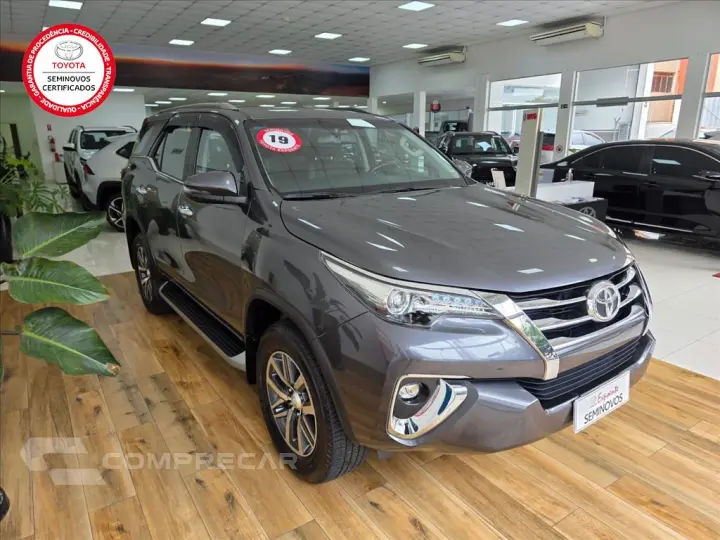 HILUX SW4 2.8 SRX 4X4 7 LUGARES 16V TURBO INTERCO