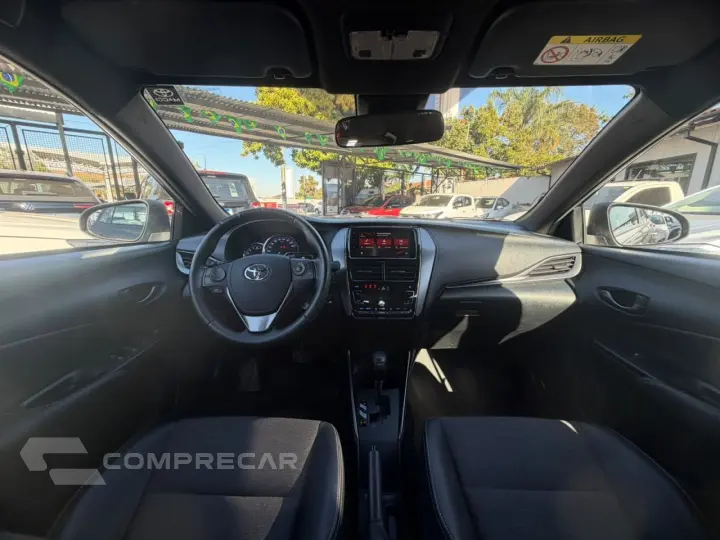 Yaris Hatch 1.5 16V 4P FLEX XS CONNECT MULTIDRIVE AUTOMÁTICO