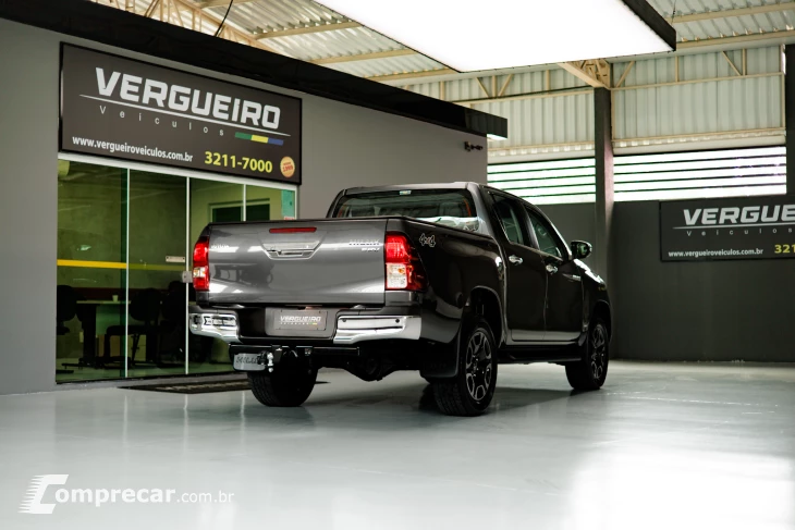 HILUX 2.8 D-4d Turbo CD SRV 4X4