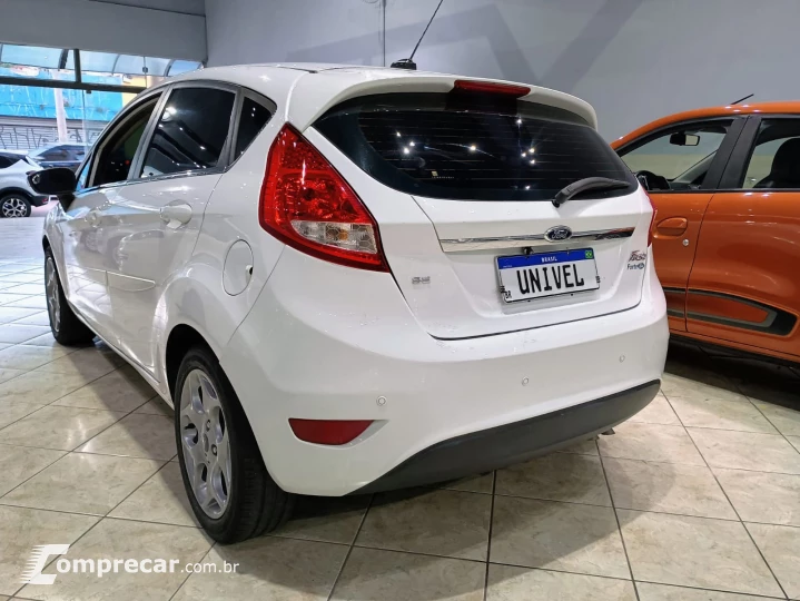 FIESTA 1.6 SE Plus Hatch 16V