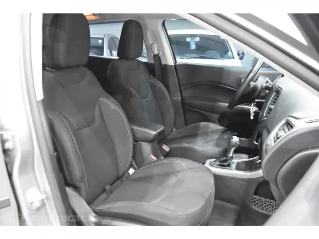 COMPASS - 2.0 16V SPORT AUTOMÁTICO