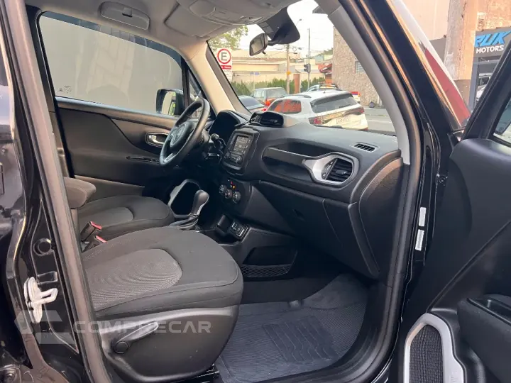 Renegade Sport 1.8 4x2 Flex 16V Aut.