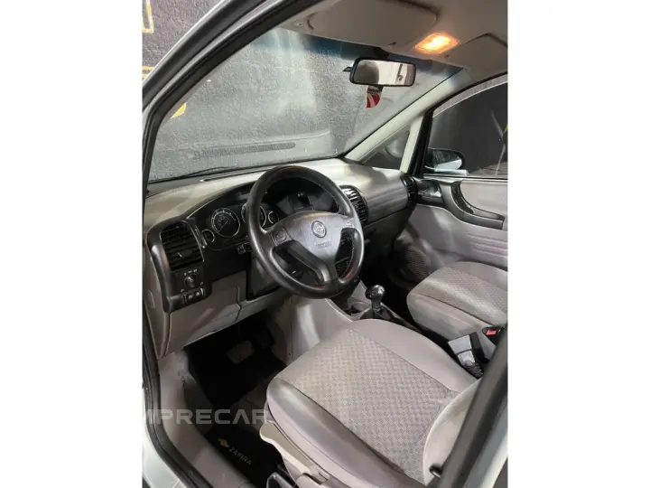 ZAFIRA 2.0 MPFI EXPRESSION 8V FLEX 4P AUTOMÁTICO