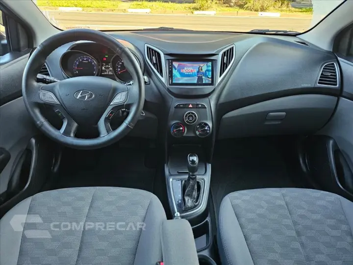 HB20S 1.6 COMFORT PLUS 16V FLEX 4P AUTOMÁTICO