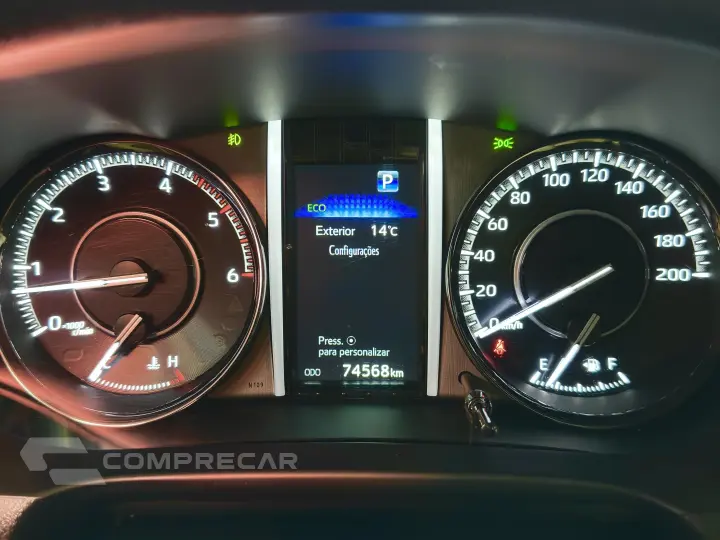 HILUX SW4 2.8 D-4D TURBO DIESEL DIAMOND 7L 4X4 AUTOMÁTICO