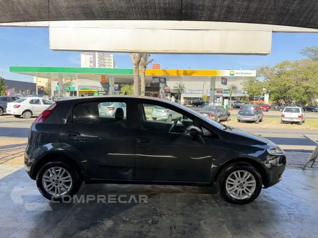PUNTO - 1.4 ATTRACTIVE 8V 4P MANUAL