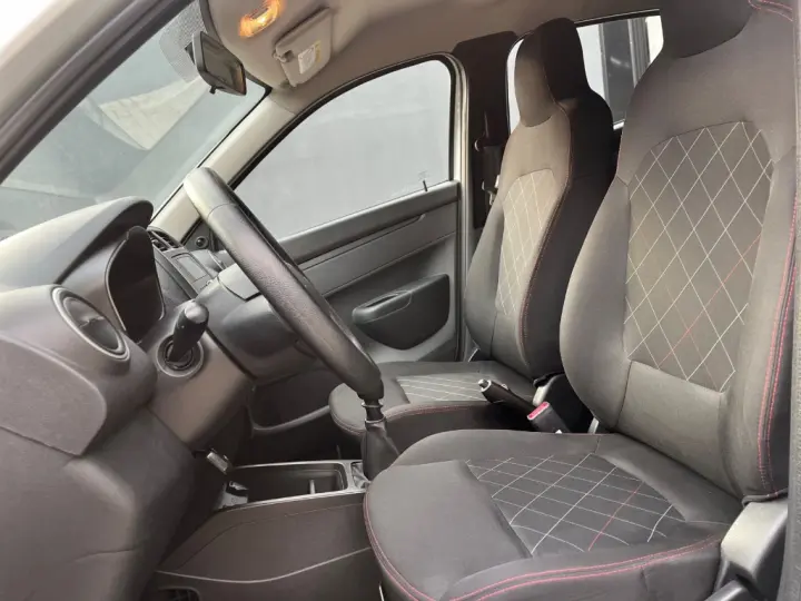 KWID Zen 1.0 Flex 12V 5p Mec.