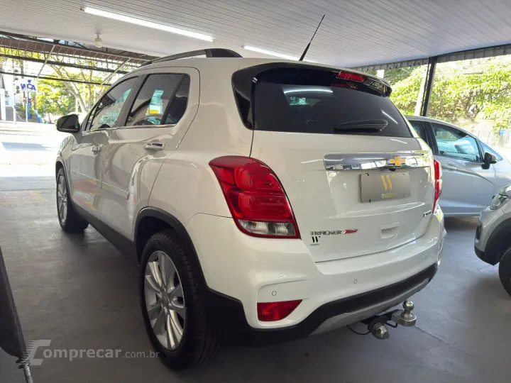 TRACKER 1.0 Turbo Premier