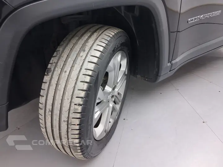 COMPASS 2.0 TD350 TURBO DIESEL LONGITUDE AT9