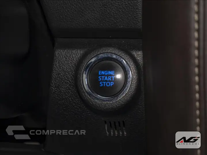 HILUX SW4 2.7 SRV 7 Lugares 4X2 16V