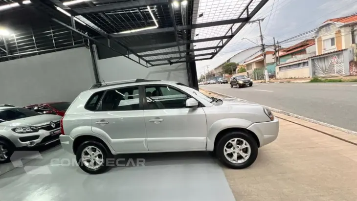 Tucson 2.0 16V Flex Aut.