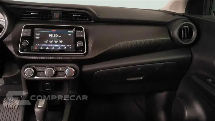 KICKS PLAY 1.6 16V FLEXSTART SENSE XTRONIC