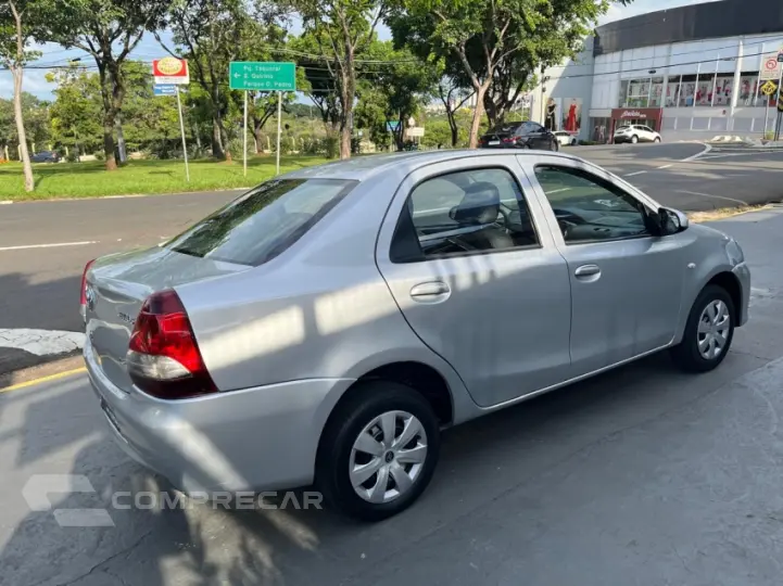 ETIOS 1.5 X Sedan 16V