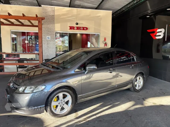 CIVIC 1.8 LXS 16V GASOLINA 4P AUTOMÁTICO